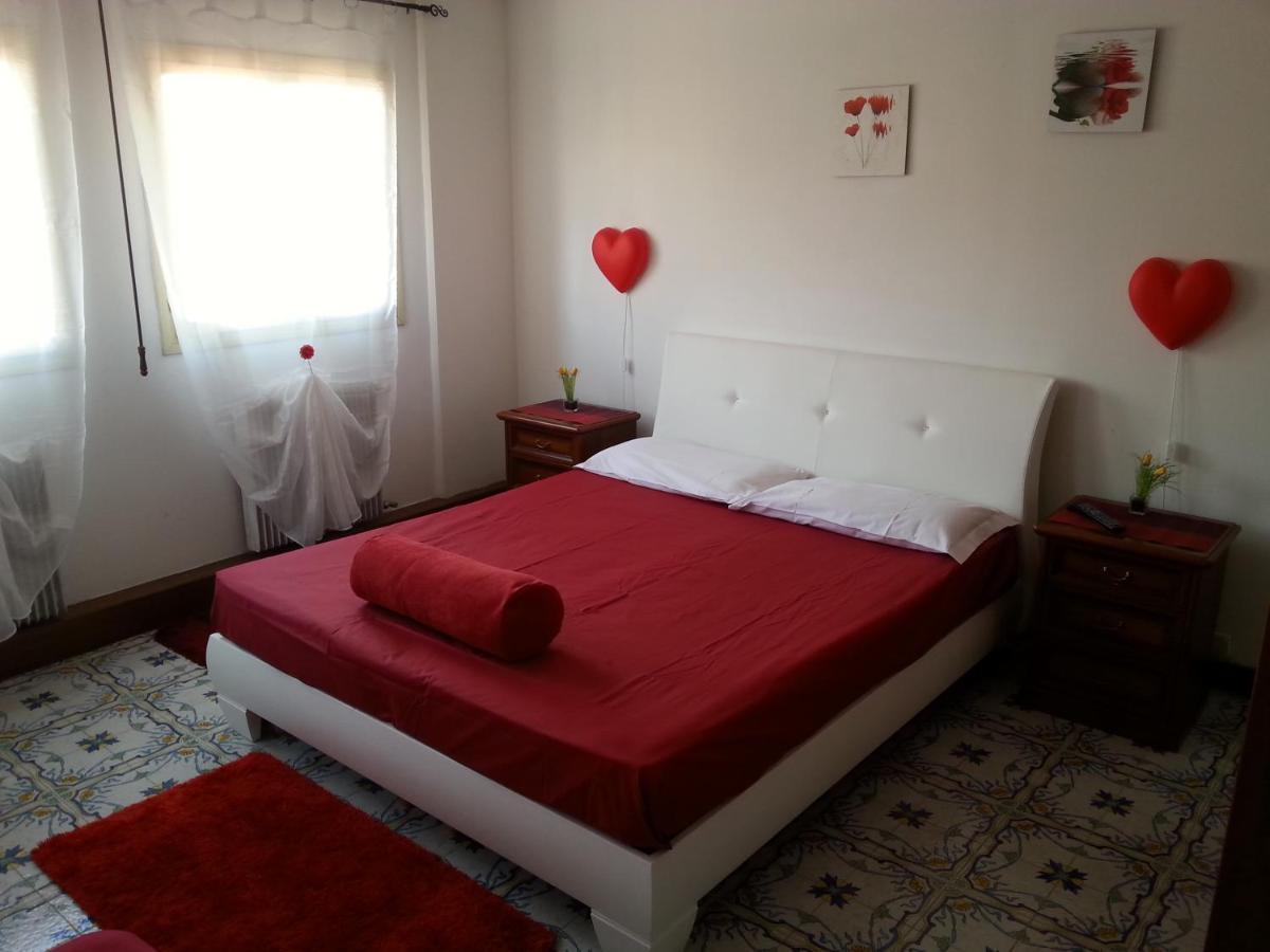 Ca Dei Fiori 1 Venezia Bed and breakfast
